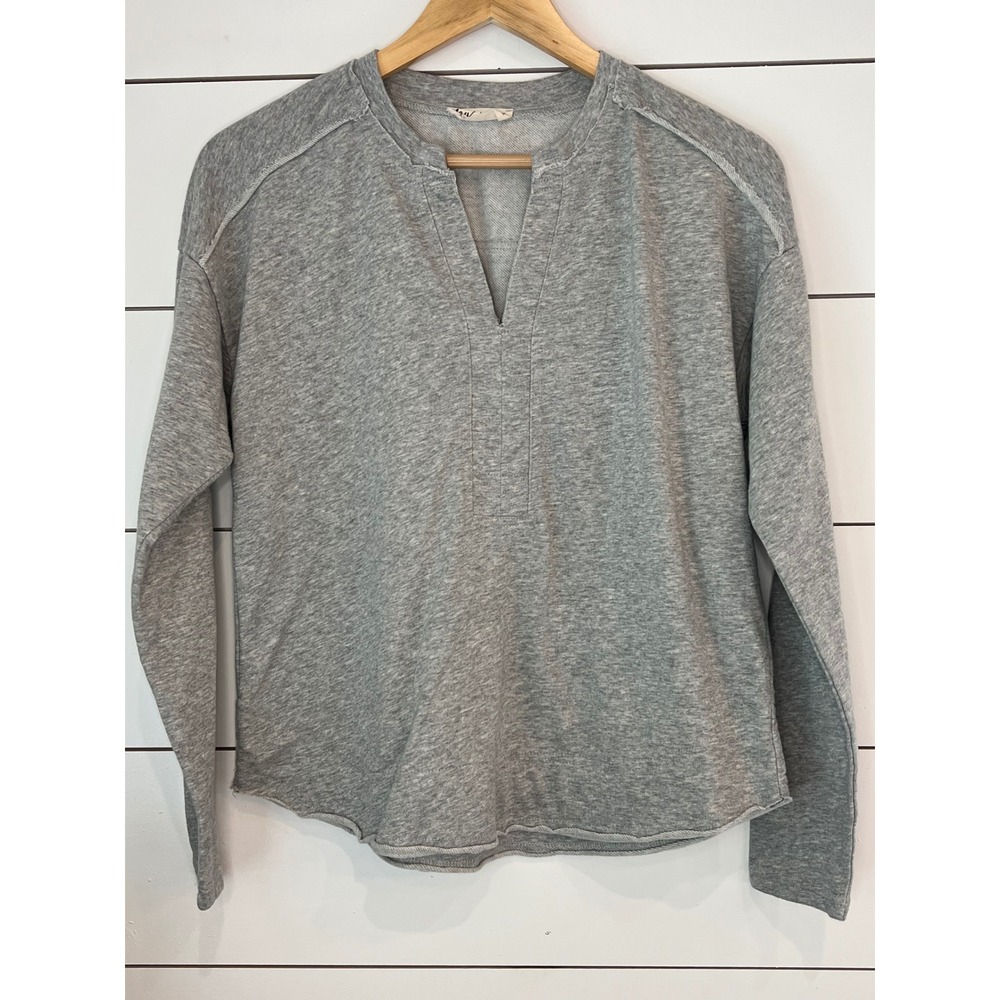 New In Gray Heathered Split V-Neck Sweatshirt Raw Hem Top Small minimalist